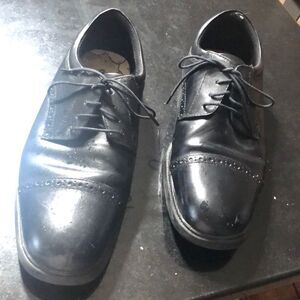 Men’s 10 1/2 dress shoes by nunn bush Black these are comfort gel in gre…